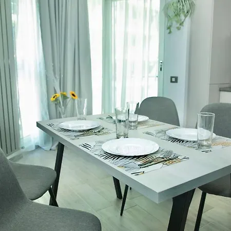 Apartament Andra Alezzi Năvodari